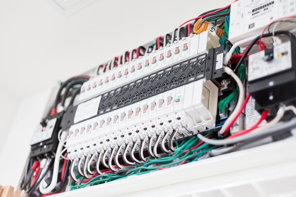 津山市で内装業の現場作業員の求人なら、未経験募集・経験者募集をしている「泰栄総業」へ。